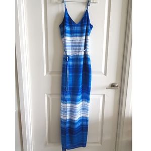 Forever 21 spaghetti strap blue maxi dress